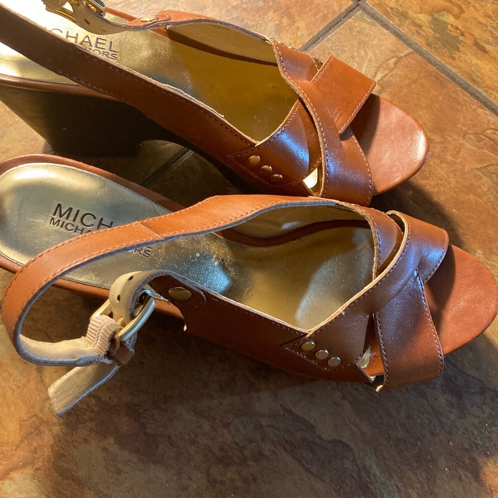 Michael Kors Tan Wedge Shoes with Elegant Design